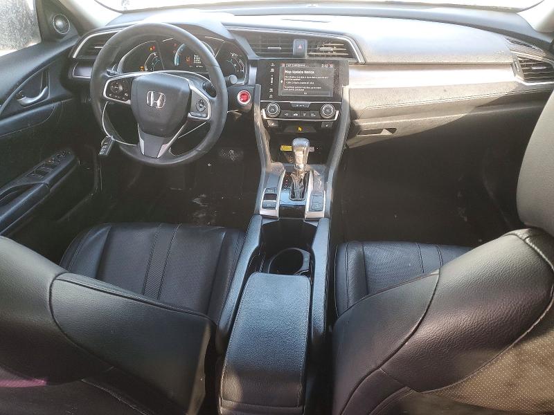 Photo 8 from auction – 2017 HONDA CIVIC with VIN 2HGFC1F96HH104157
