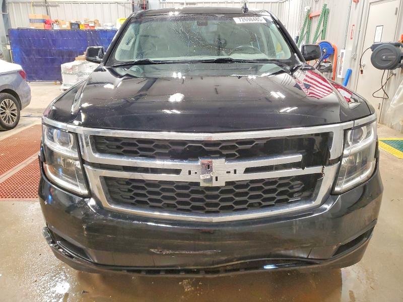 Photo 5 from auction – 2016 CHEVROLET SUBURBAN with VIN 1GNSKGEC2GR231011