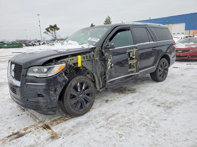 LINCOLN NAVIGATOR 2022 with VIN 5LMJJ3LT5NEL14576 - Photo from auction