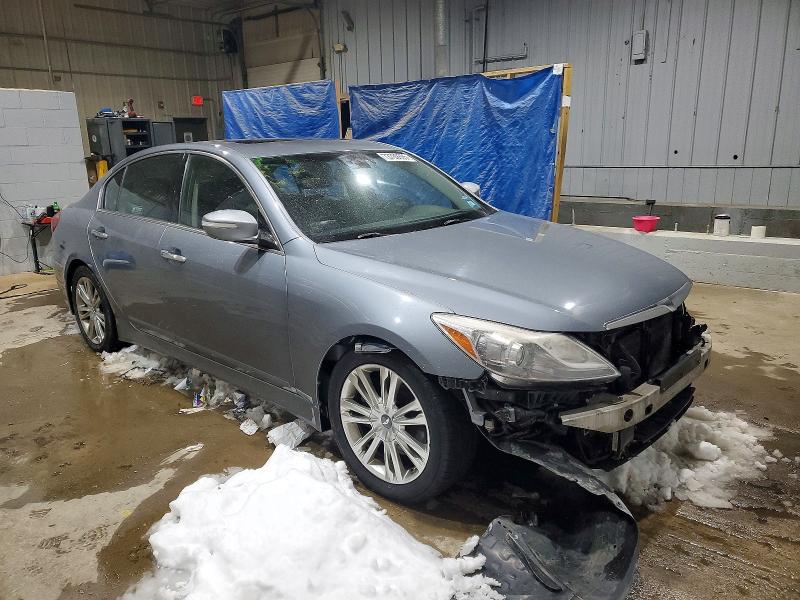 Photo 4 from auction – 2014 HYUNDAI GENESIS with VIN KMHGC4DD5EU261212