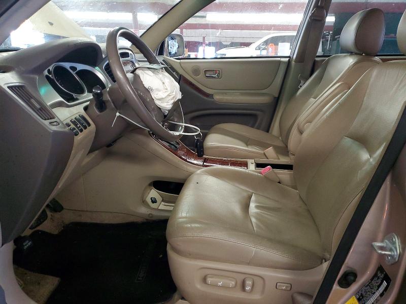 Photo 7 from auction – 2005 TOYOTA HIGHLANDER with VIN JTEEP21A850084446