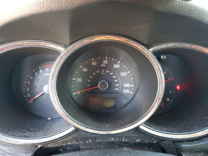Photo 9 from auction – 2011 KIA SORENTO EX with VIN 5XYKUDA22BG091967