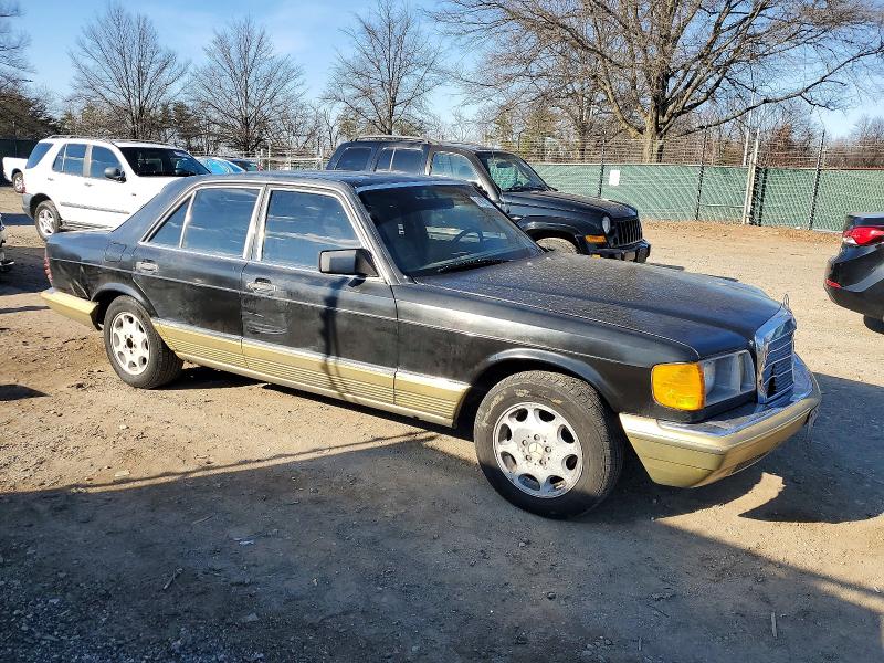 Photo 4 from auction – 1983 MERCEDES-BENZ 300 with VIN WDBCB20A1DB037367