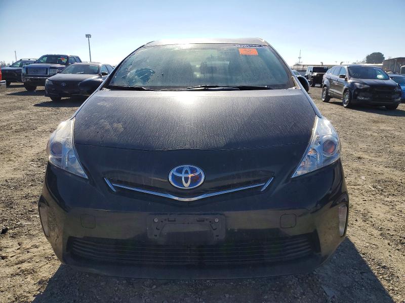 Photo 5 from auction – 2014 TOYOTA PRIUS V with VIN JTDZN3EU0E3303680