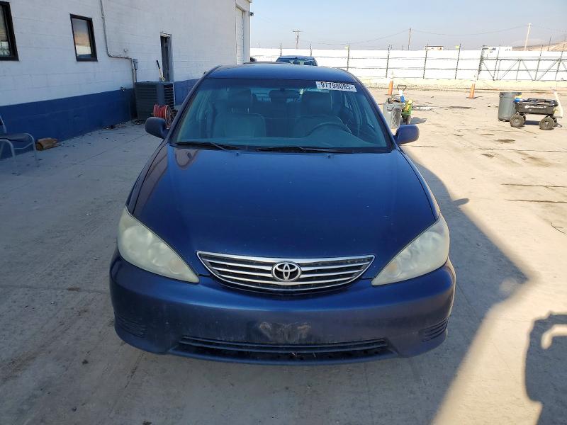 Photo 5 from auction – 2005 TOYOTA CAMRY LE with VIN 4T1BE32K65U411845