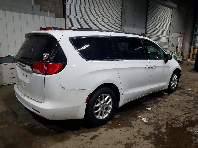 Photo 3 from auction – 2022 CHRYSLER VOYAGER LX with VIN 2C4RC1CG9NR104934