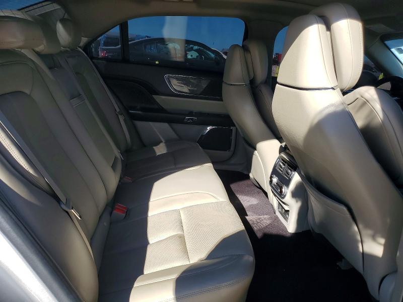 Photo 10 from auction – 2017 LINCOLN CONTINENTA with VIN 1LN6L9NC8H5620257