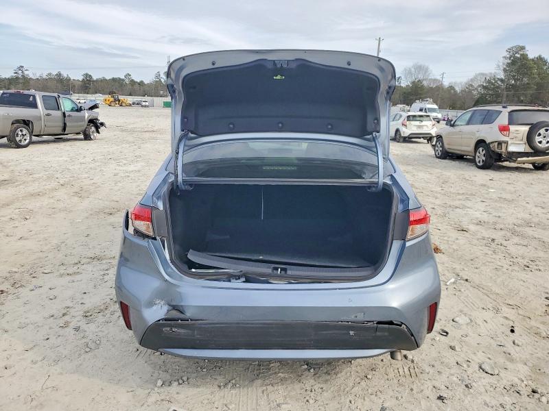 Photo 6 from auction – 2022 TOYOTA COROLLA LE with VIN JTDEPMAE7NJ225701