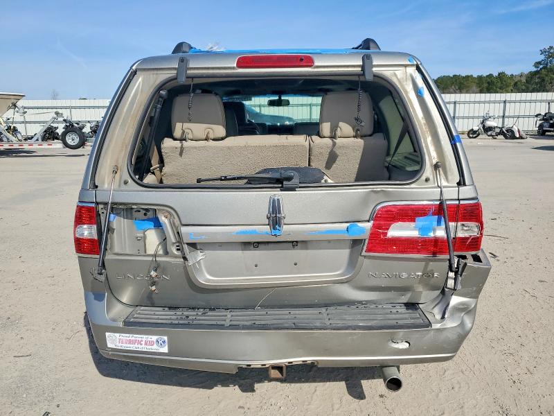 Photo 6 from auction – 2008 LINCOLN NAVIGATOR with VIN 5LMFU27538LJ01760