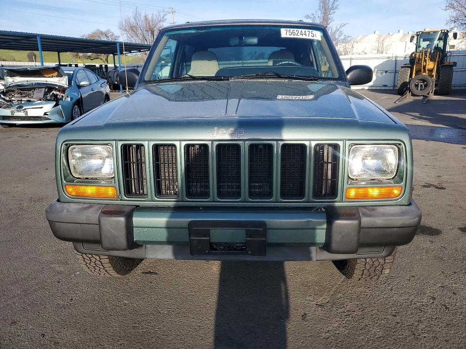 Photo 5 from auction – 2000 JEEP CHEROKEE S with VIN 1J4FF47S1YL157399