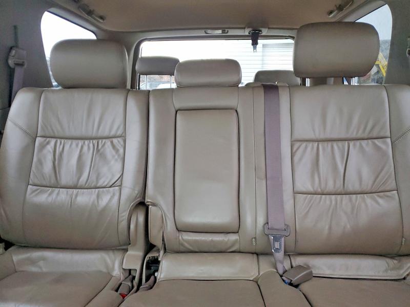 Photo 10 from auction – 2004 TOYOTA SEQUOIA with VIN 5TDBT48A14S212610