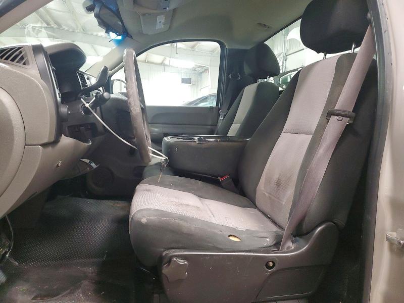 Photo 7 from auction – 2008 GMC SIERRA C15 with VIN 1GTEC14X28Z143629
