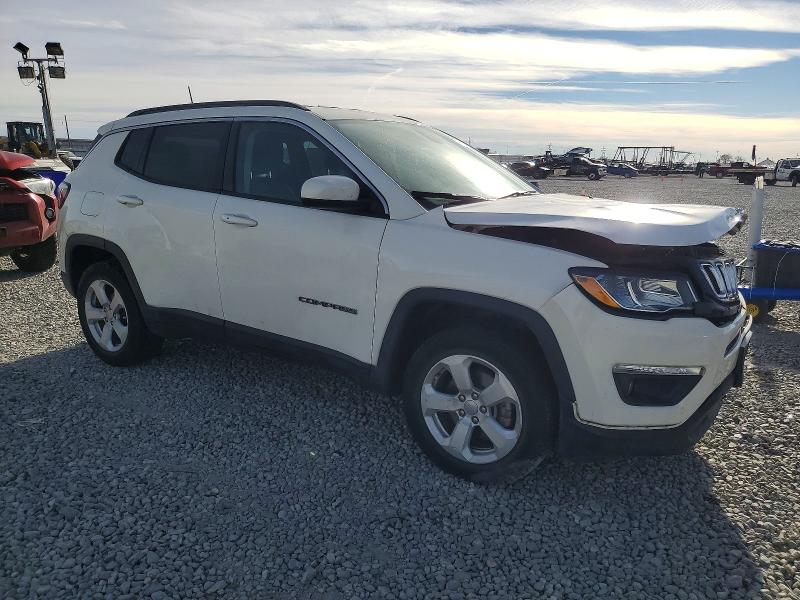 Photo 4 from auction – 2019 JEEP COMPASS with VIN 3C4NJDBB1KT847513