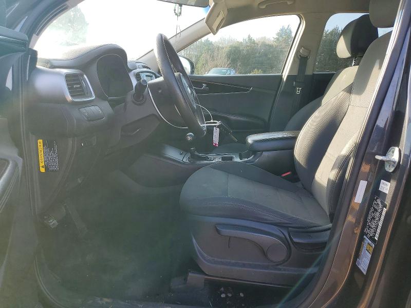 Photo 7 from auction – 2016 KIA SORENTO LX with VIN 5XYPGDA30GG112327