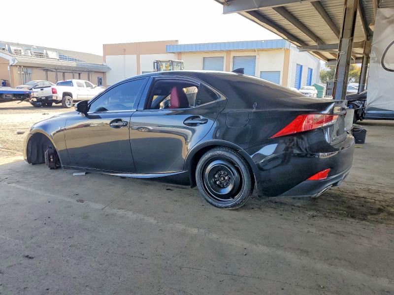 Photo 2 from auction – 2018 LEXUS IS with VIN JTHBZ1D20J5032305