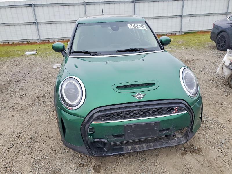 Photo 5 from auction – 2024 MINI COOPER S with VIN WMW53DK05R2V30805