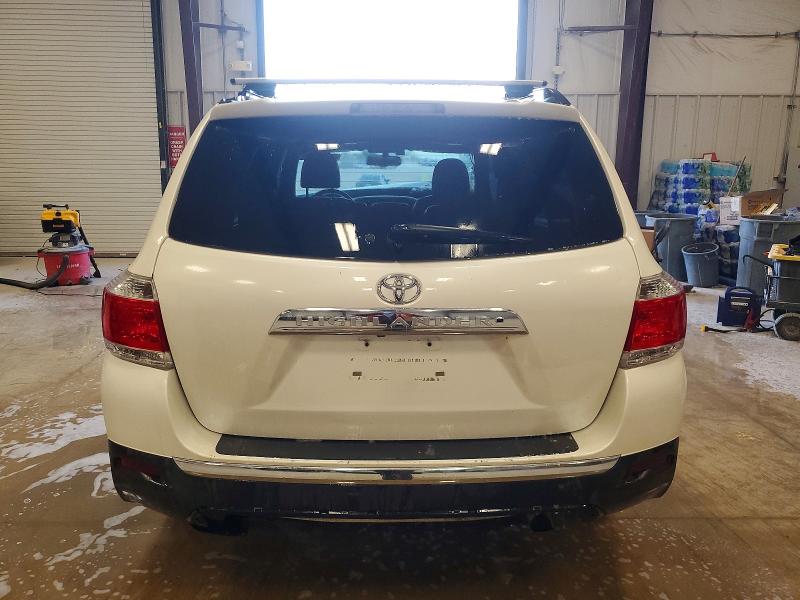 Photo 6 from auction – 2013 TOYOTA HIGHLANDER with VIN 5TDZK3EH2DS141799