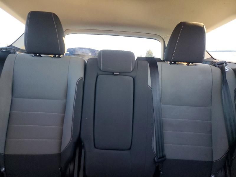 Photo 10 from auction – 2016 FORD ESCAPE with VIN 1FMCU0GXXGUA97341