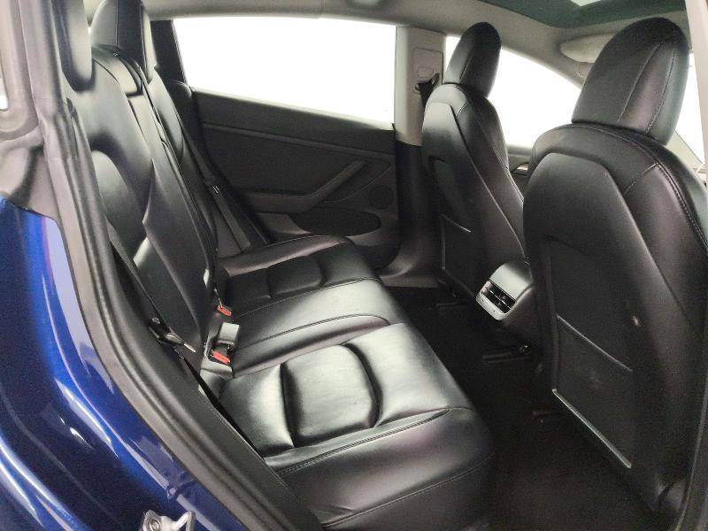 Photo 10 from auction – 2022 TESLA MODEL 3 with VIN 5YJ3E1EB2NF305166