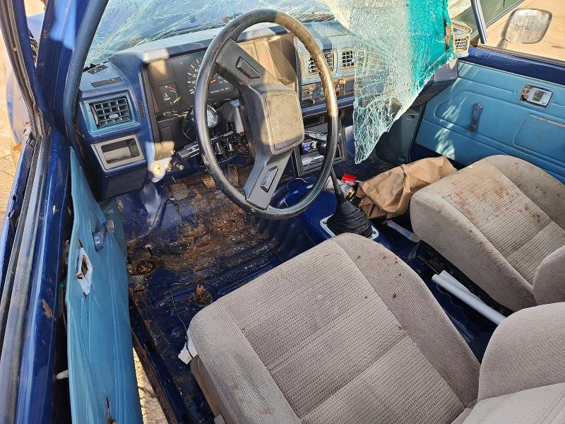 Photo 8 from auction – 1986 TOYOTA PICKUP 1/2 with VIN JT4RN50R5G0198069