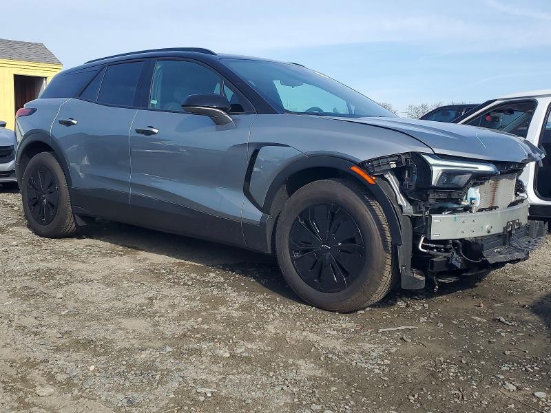 Photo 4 from auction – 2025 CHEVROLET BLAZER LT with VIN 3GNKDBRM6SS201421