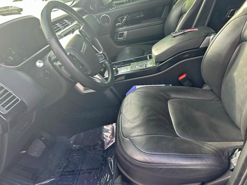 Photo 13 from auction – 2019 LAND ROVER RANGE ROVE with VIN SALGS2SV3KA555396