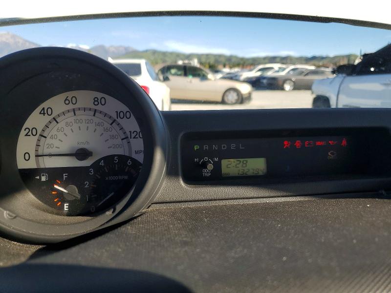 Photo 9 from auction – 2006 TOYOTA SCION with VIN JTLKT324164102365
