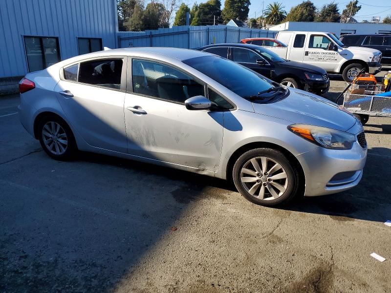 Photo 4 from auction – 2014 KIA FORTE LX with VIN KNAFX4A62E5105260