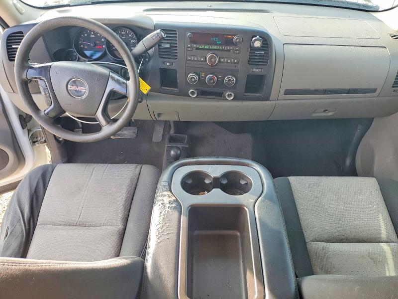 Photo 8 from auction – 2007 GMC NEW SIERRA with VIN 2GTEK19J171663755
