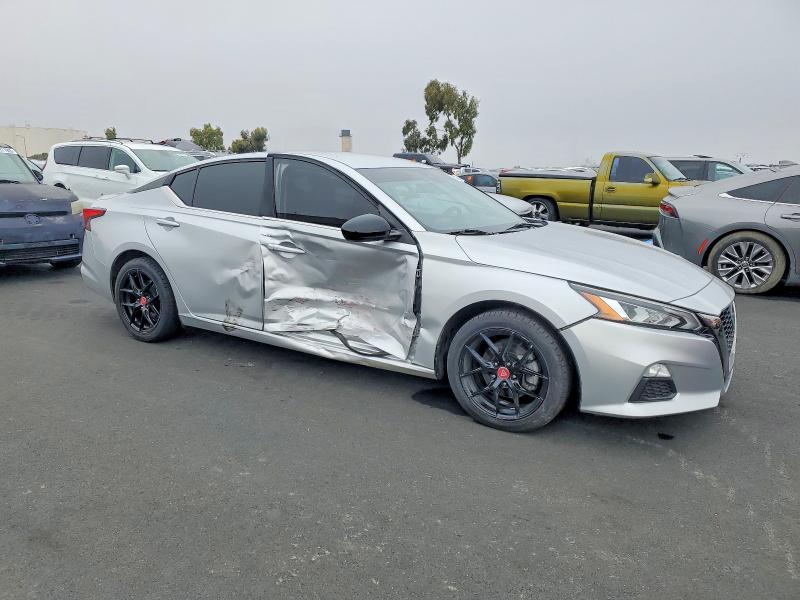 Photo 4 from auction – 2020 NISSAN ALTIMA with VIN 1N4BL4CV8LC129854