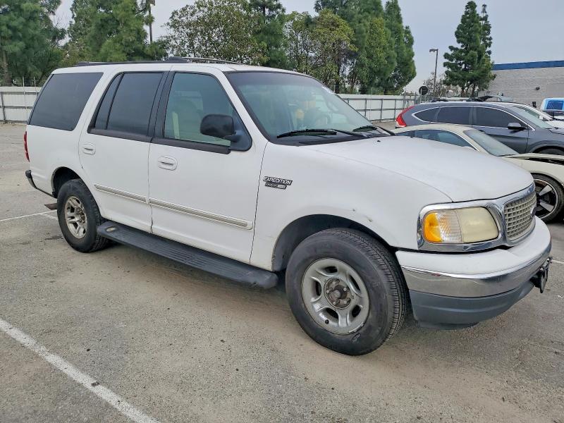 Photo 4 from auction – 2001 FORD EXPEDITION with VIN 1FMRU15W81LA06350
