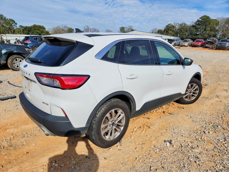 Photo 3 from auction – 2022 FORD ESCAPE with VIN 1FMCU9G62NUB81324