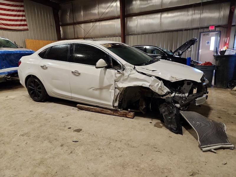Photo 4 from auction – 2015 BUICK VERANO with VIN 1G4PS5SK4F4173716