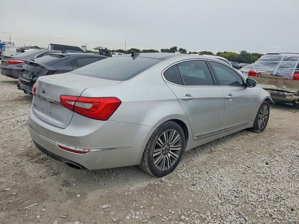 Photo 3 from auction – 2016 KIA CADENZA with VIN KNALN4D73G5207392
