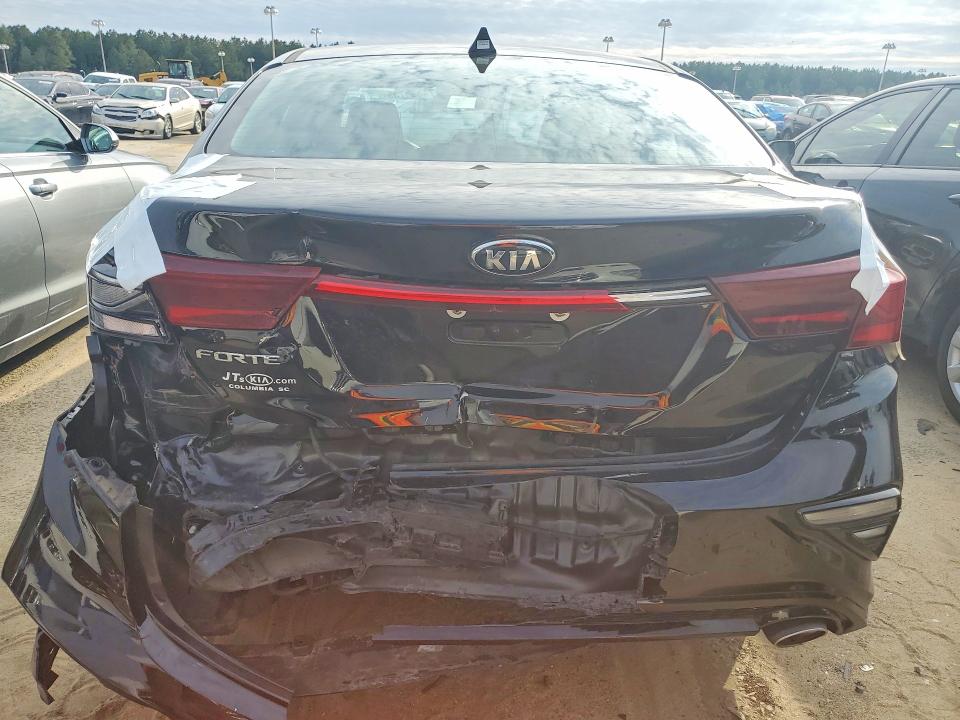 Photo 6 from auction – 2021 KIA FORTE FE with VIN 3KPF24AD3ME304983