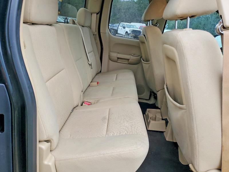 Photo 10 from auction – 2010 CHEVROLET SILVERADO with VIN 1GCSCSE06AZ138563
