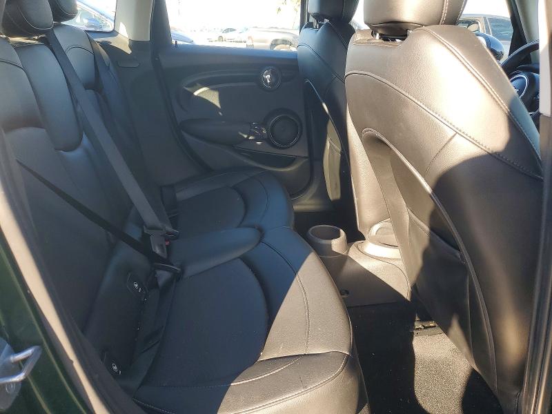 Photo 10 from auction – 2016 MINI COOPER with VIN WMWXU1C56G2D09518