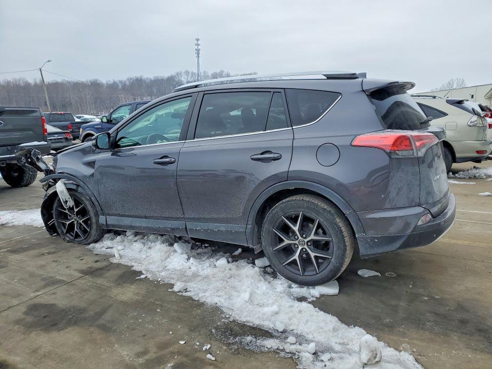 Photo 2 from auction – 2016 TOYOTA RAV4 SE with VIN 2T3JFREV0GW508907