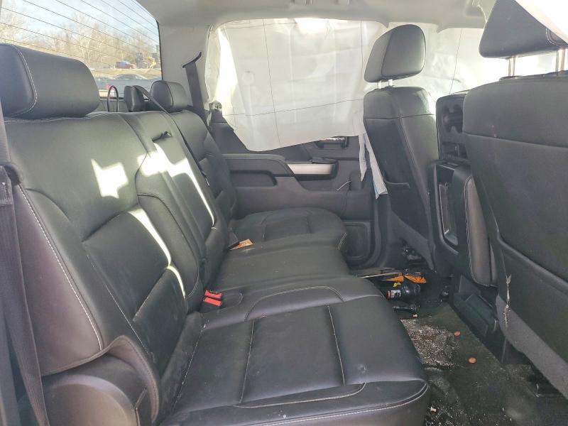 Photo 10 from auction – 2018 CHEVROLET SILVERADO with VIN 3GCUKREC1JG211434