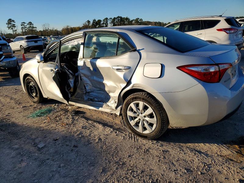 Photo 2 from auction – 2015 TOYOTA COROLLA L with VIN 5YFBURHE1FP350253