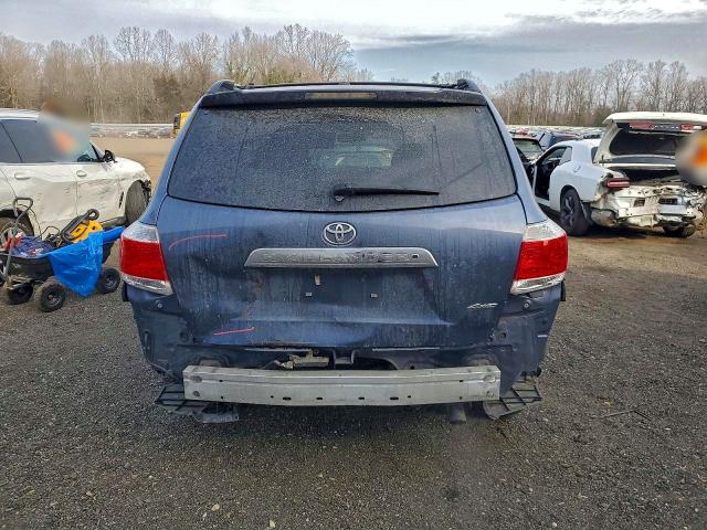 Photo 6 from auction – 2013 TOYOTA HIGHLANDER with VIN 5TDDK3EH4DS198743