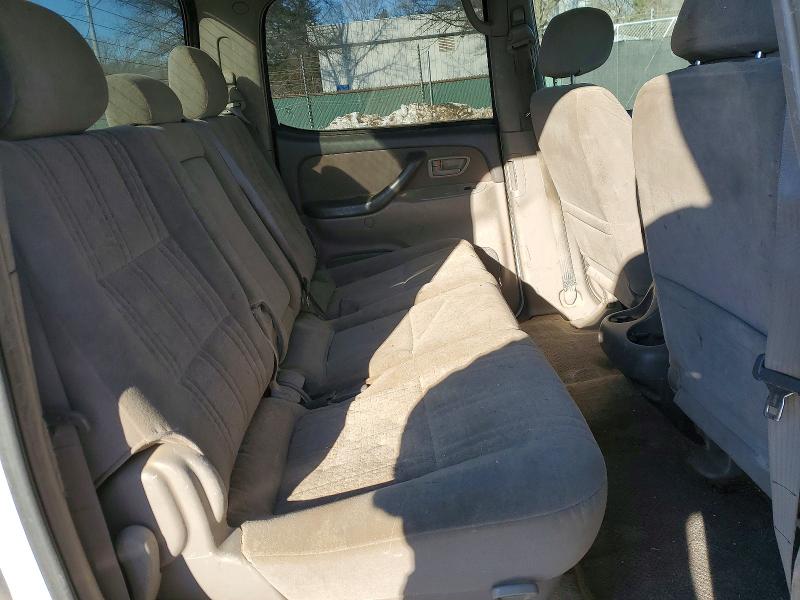 Photo 10 from auction – 2004 TOYOTA TUNDRA DOU with VIN 5TBDT44124S463191