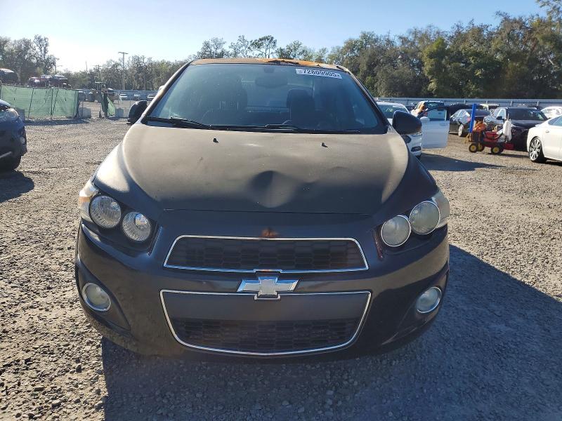 Zdjęcie 5 z aukcji – 2014 CHEVROLET SONIC LT z VIN 1G1JC5SH1E4238959