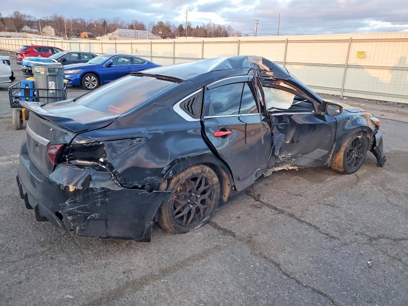 Photo 3 from auction – 2017 NISSAN ALTIMA 2.5 with VIN 1N4AL3AP2HC256715