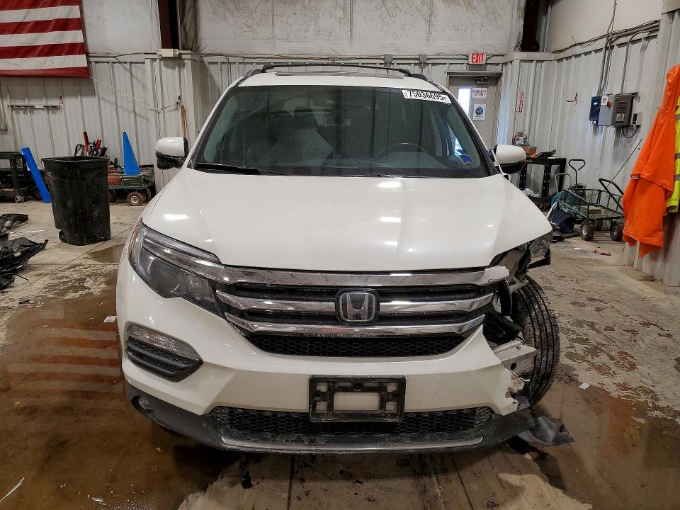 Photo 5 from auction – 2017 HONDA PILOT with VIN 5FNYF6H90HB074636