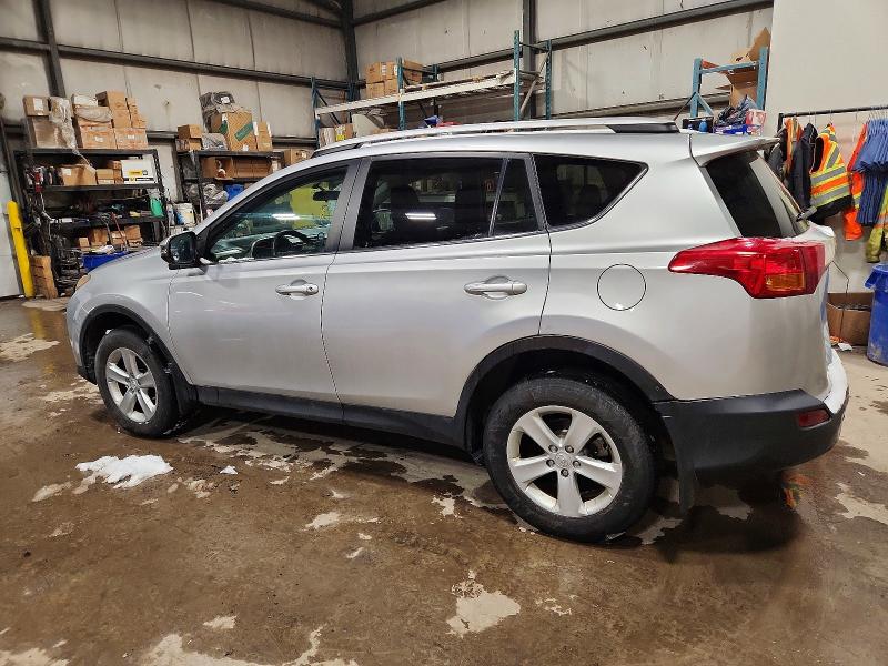 Photo 2 from auction – 2013 TOYOTA RAV4 XLE with VIN 2T3RFREV8DW062147