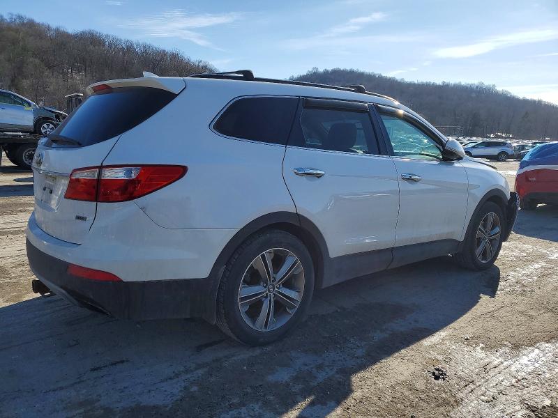 Photo 3 from auction – 2014 HYUNDAI SANTA FE G with VIN KM8SNDHF3EU088564