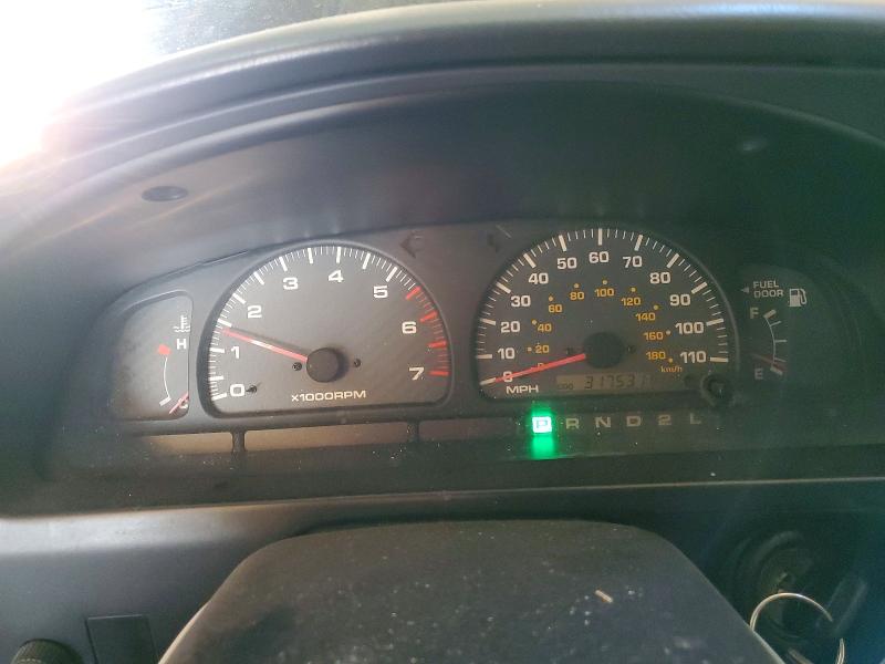 Photo 9 from auction – 2000 TOYOTA 4RUNNER SR with VIN JT3GN86R6Y0161148