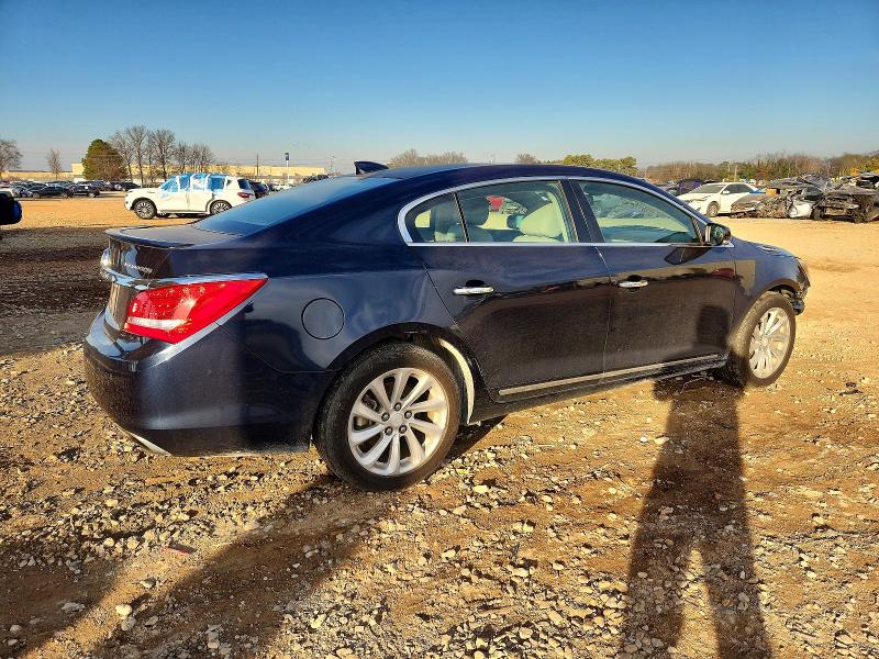 Photo 3 from auction – 2016 BUICK LACROSSE with VIN 1G4GB5G33GF263009