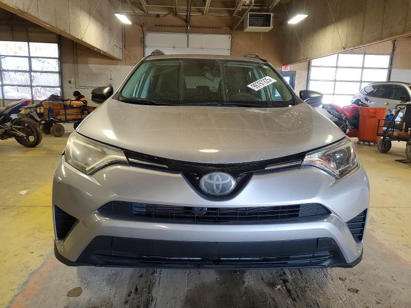 Photo 5 from auction – 2017 TOYOTA RAV4 with VIN 2T3BFREV3HW544306